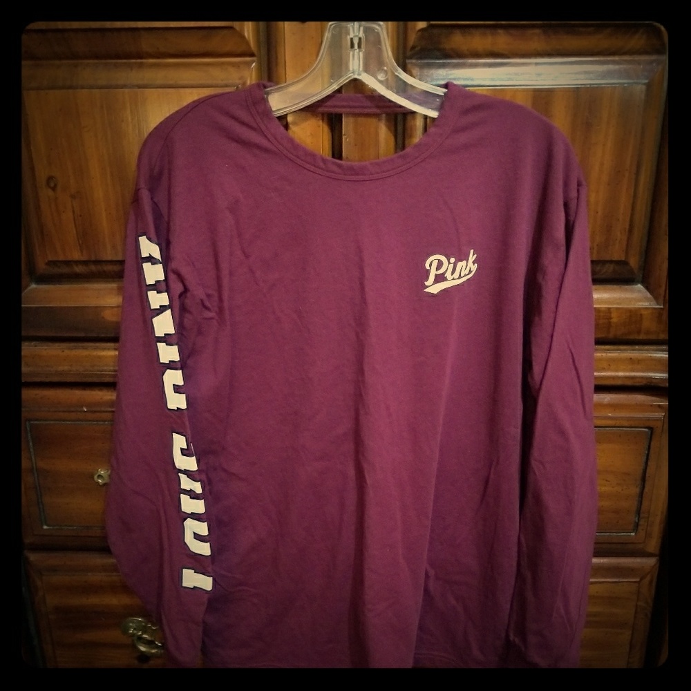 VS Pink long sleeve open back tee.